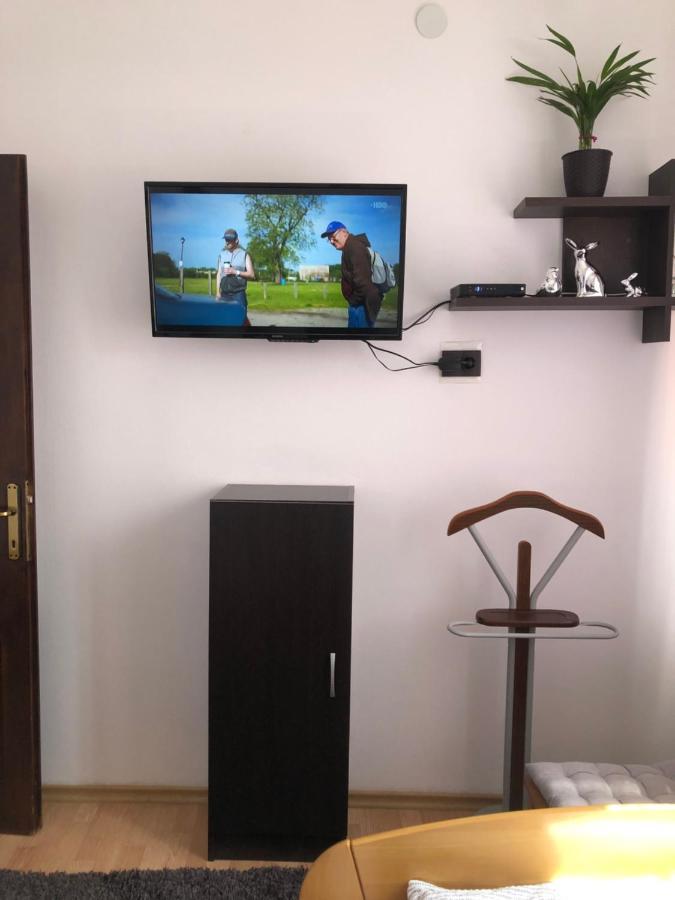 Apartament Basak 2 Apartment Deva Exterior photo